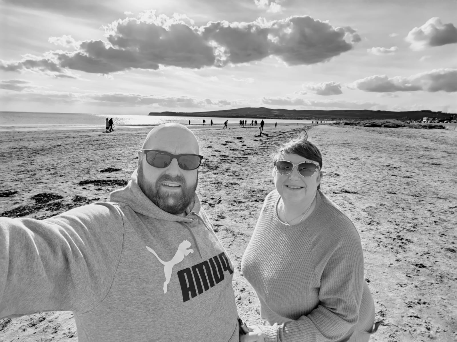 Beach-Selfie-BW